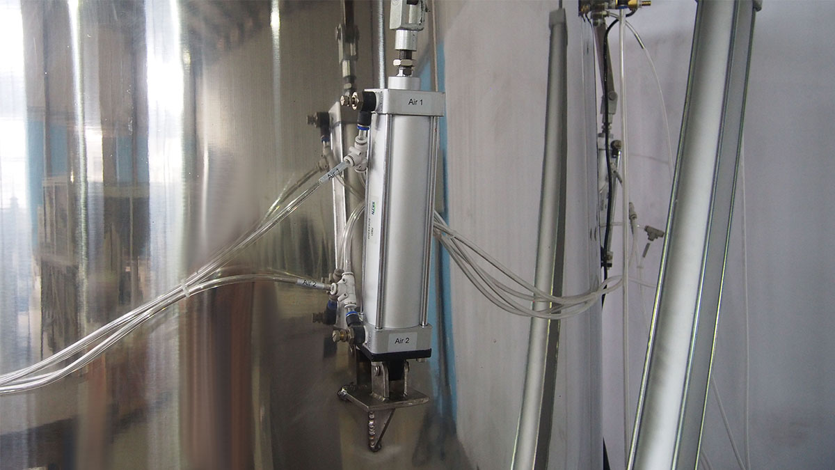 water_immersion_tank44.jpg water_immersion_tank44.jpg