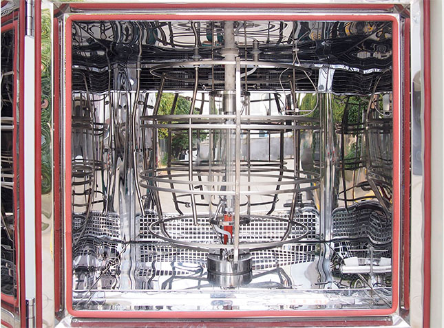 xenon_aging_test_chamber4.jpg xenon_aging_test_chamber4.jpg