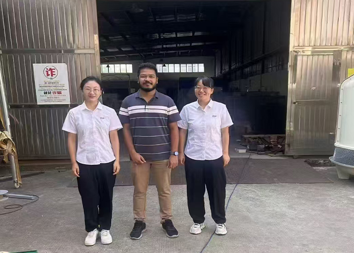 Warmly_Welcome_UAE_Partners_to_visit_LIB_Factory4.jpg Warmly_Welcome_UAE_Partners_to_visit_LIB_Factory4.jpg