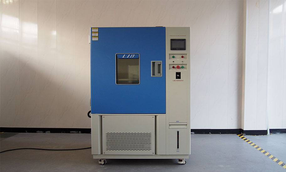 Cold_climate_chamber7.jpg Cold_climate_chamber7.jpg