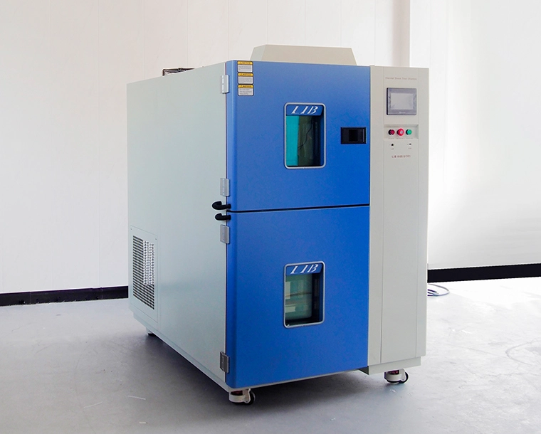 Các tiêu chuẩn và quy định môi trường điển hình cho buồng nhiệt là gì?