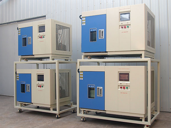 Space-Saving_Test_Equipment_Benchtop_Environmental_Chamber1.jpg