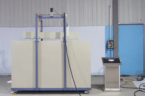 LIB Industry Cung cấp buồng thử nghiệm ngâm IPX7 tùy chỉnh cho các tấm quang điện